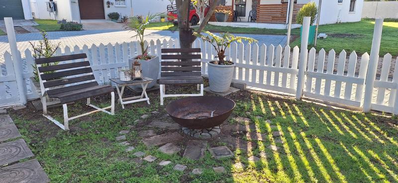 2 Bedroom Property for Sale in Sandbaai Western Cape